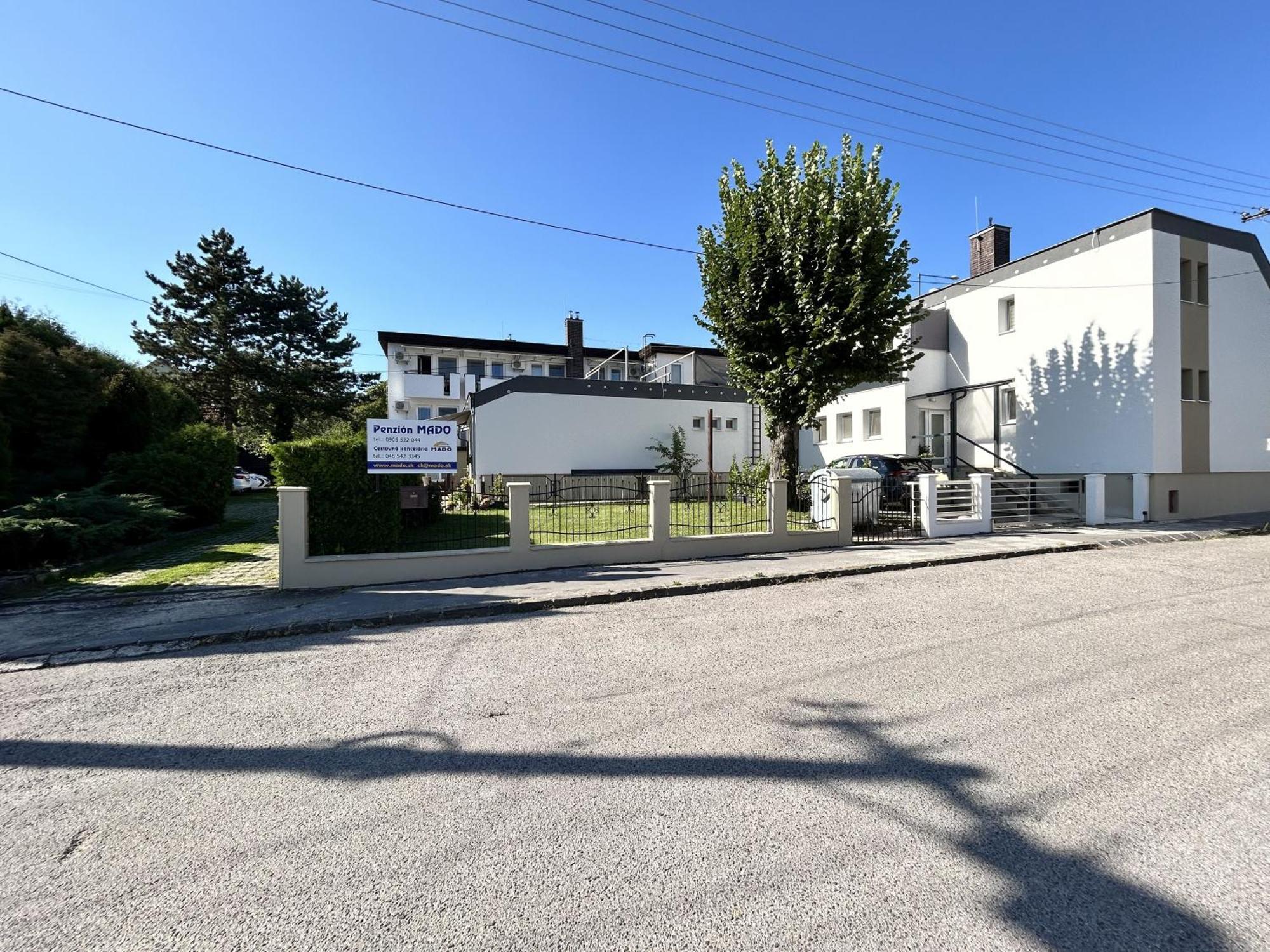 Penzion Mado I Bojnice Exterior foto